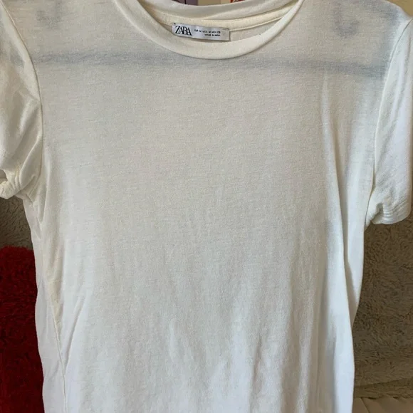 Zara T-shirt - Picture 6 of 6
